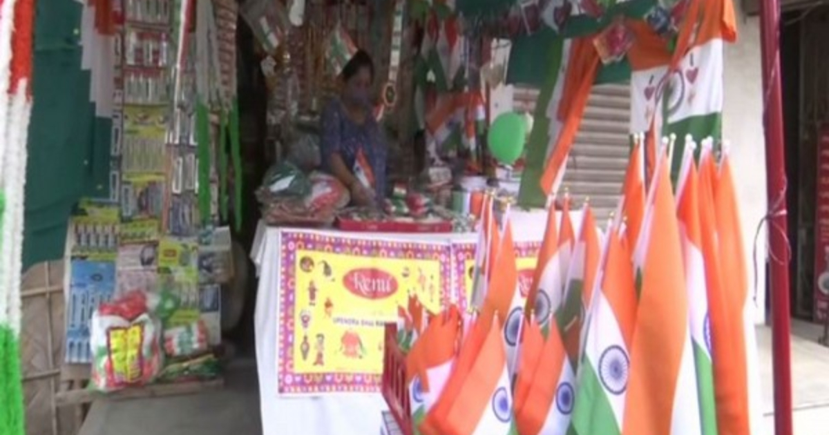 Sales of the national flag decline sharply in Guwahati due to COVID-19, shutting down of schools
